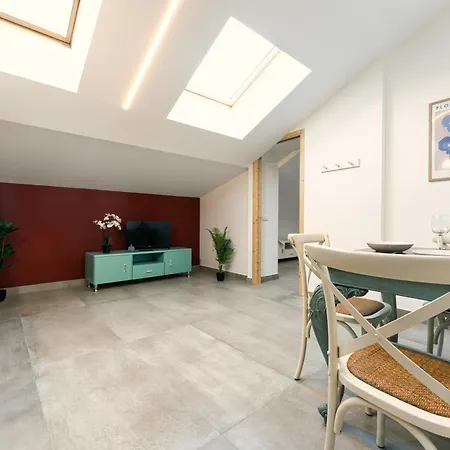 La Corte - Mansarda 7 *